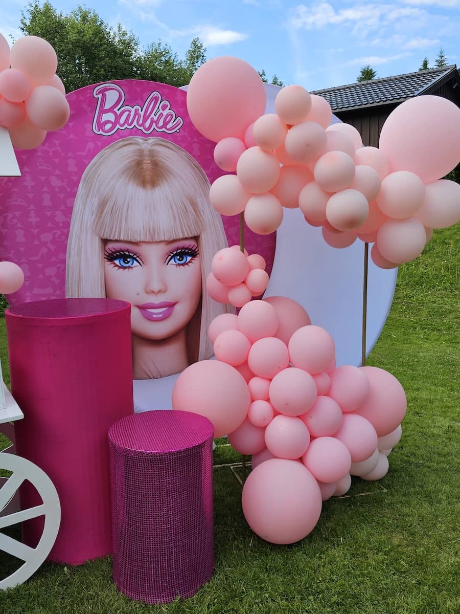Fargerik og kreativ ballongmosaikk til bursdagsfeiringer i Trondheim